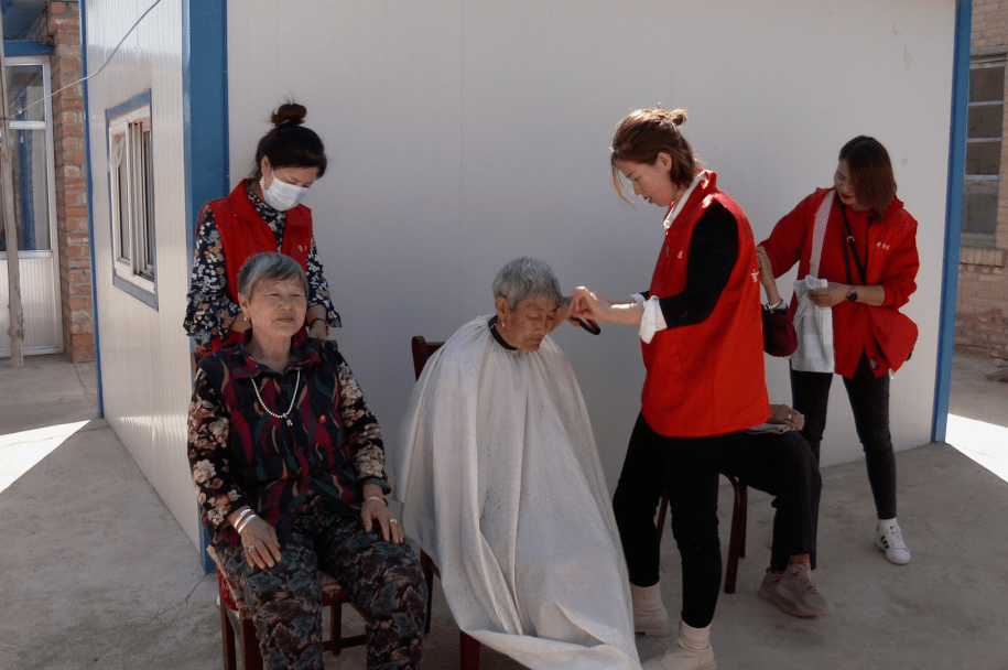 4949澳門免費精準大全4,時代資料解釋落實_游戲版256.183